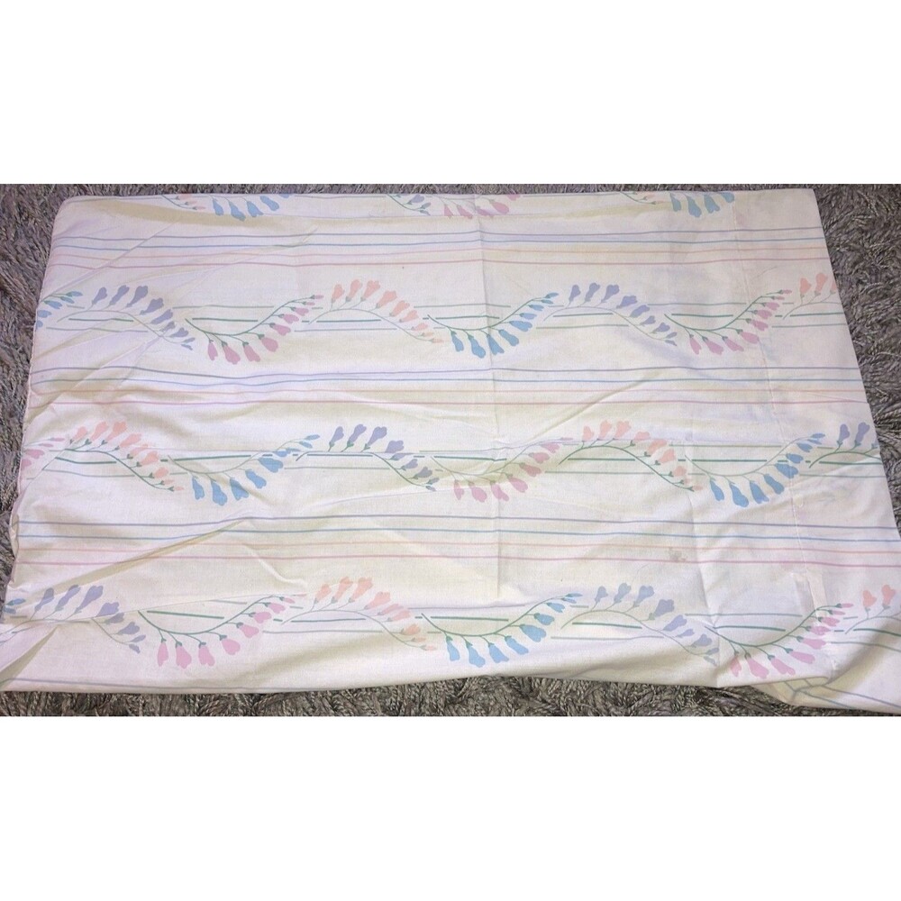 Dan River Vintage Floral Pillowcase Flowered 70s Pillow Case Pastel